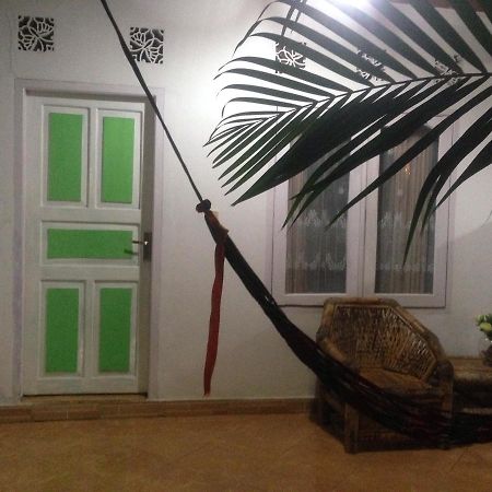 Good For Ya Knee Hostel & Bungalows (Adults Only) Gili Trawangan Eksteriør bilde