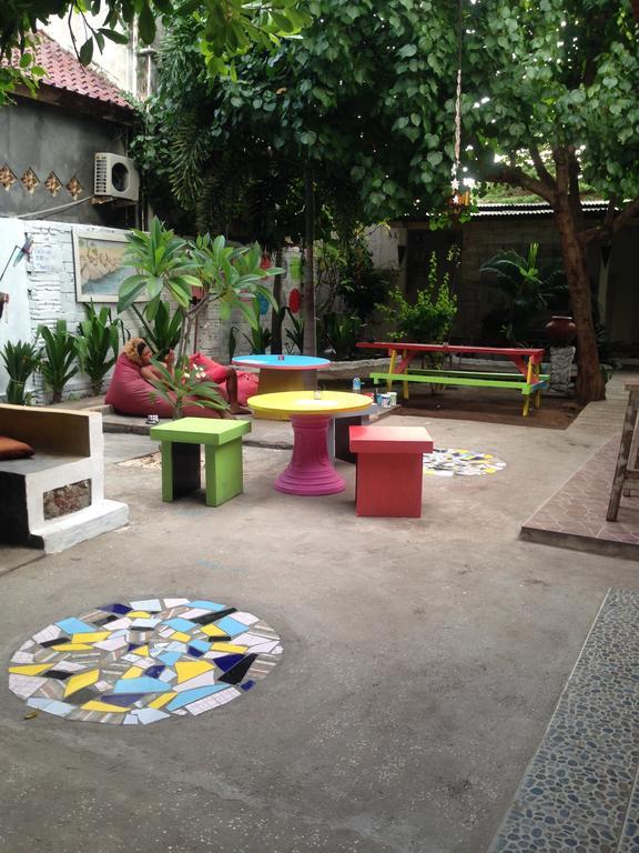 Good For Ya Knee Hostel & Bungalows (Adults Only) Gili Trawangan Eksteriør bilde