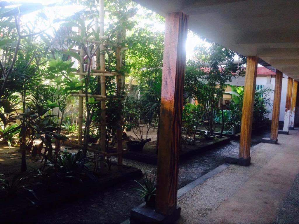 Good For Ya Knee Hostel & Bungalows (Adults Only) Gili Trawangan Eksteriør bilde