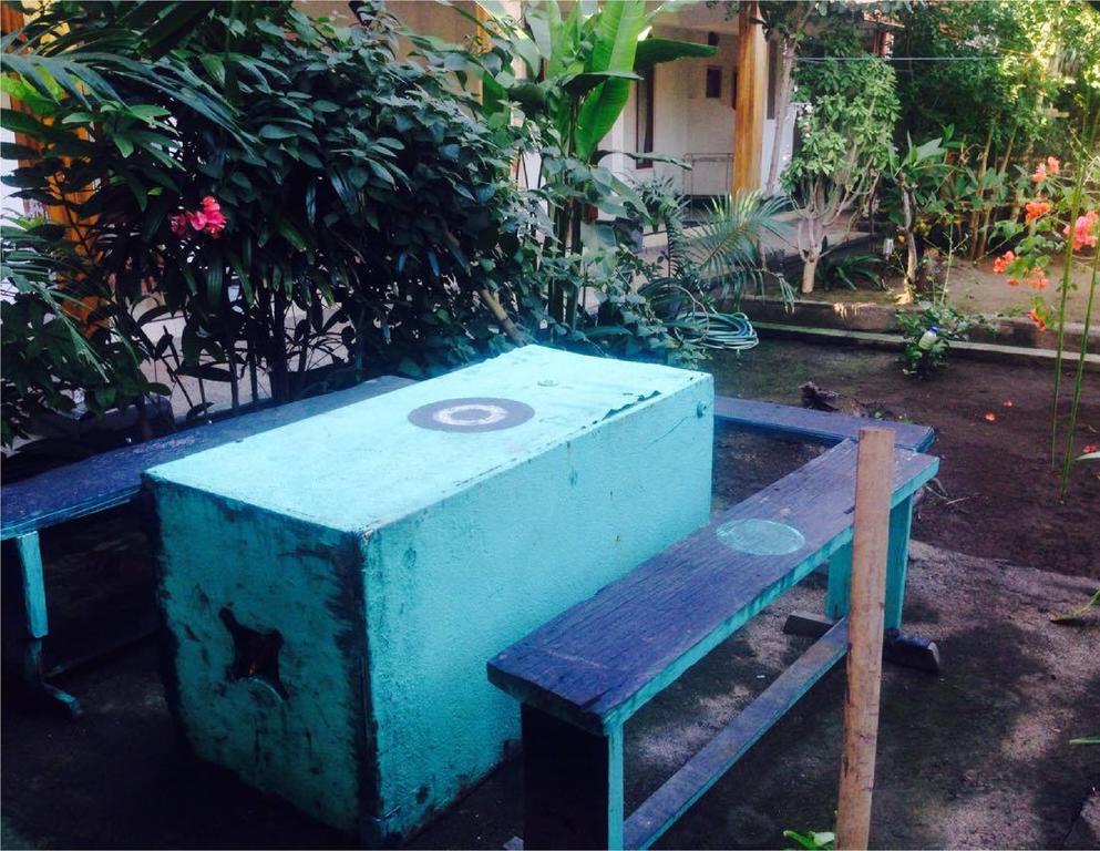 Good For Ya Knee Hostel & Bungalows (Adults Only) Gili Trawangan Eksteriør bilde